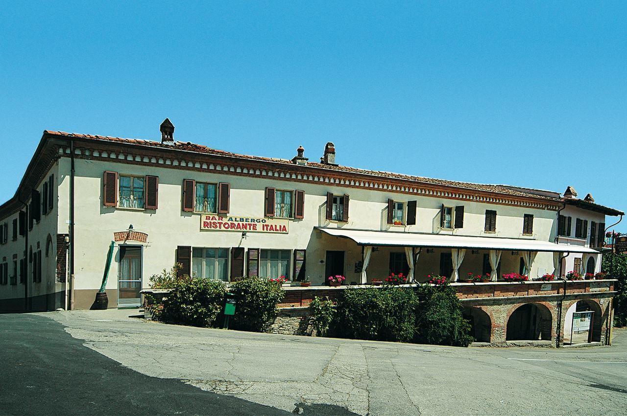 Locanda Italia Серралунга-д'Альба Экстерьер фото